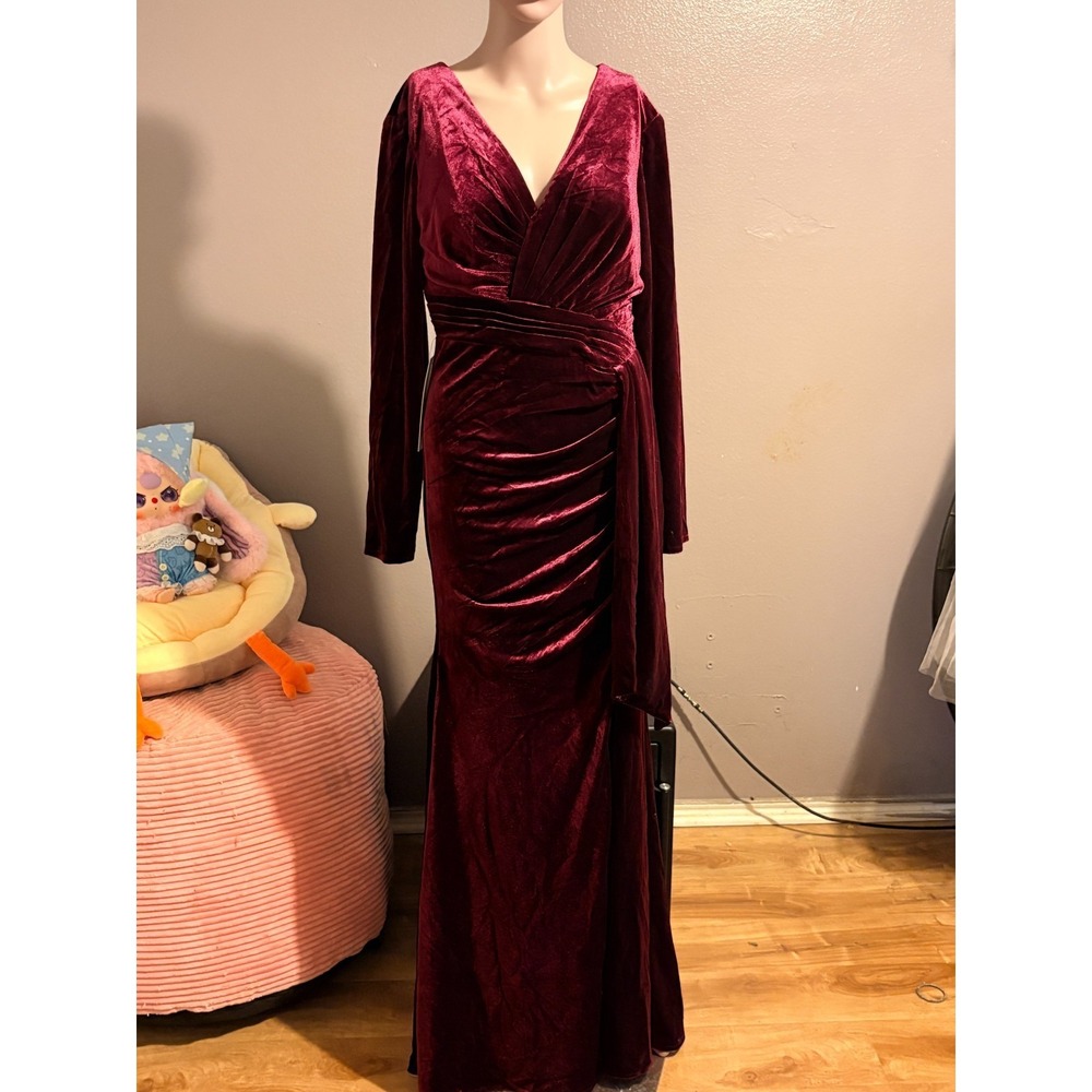Maroon Velvet Maxi Occassion Dress, Long Sleeve, Zip Back, SIde Slit, Sz 8